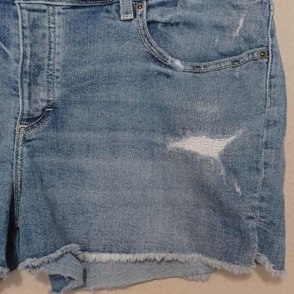 Maurices denim shorts - Picture 4 of 9